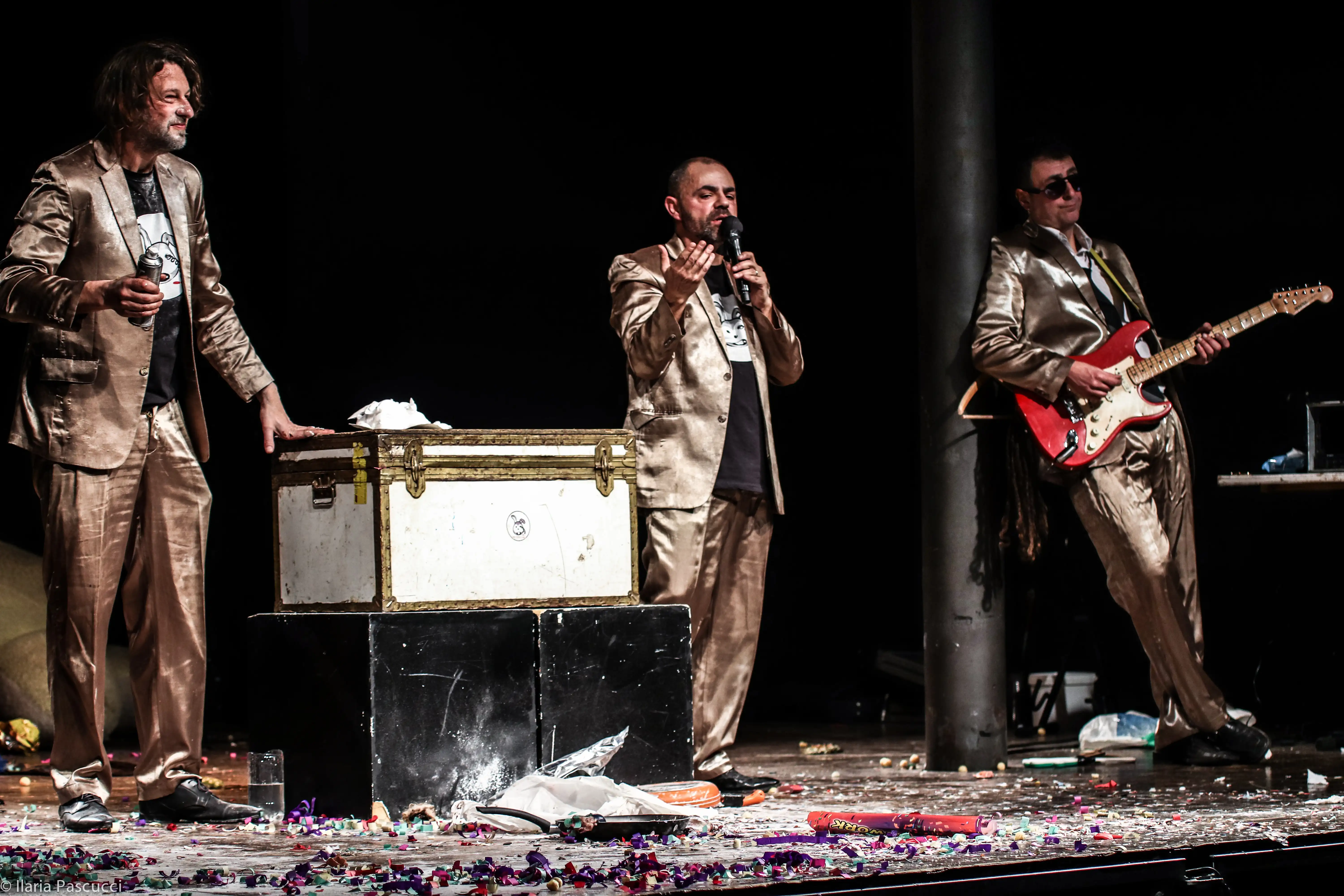 Foto de Rubbish Rabbit